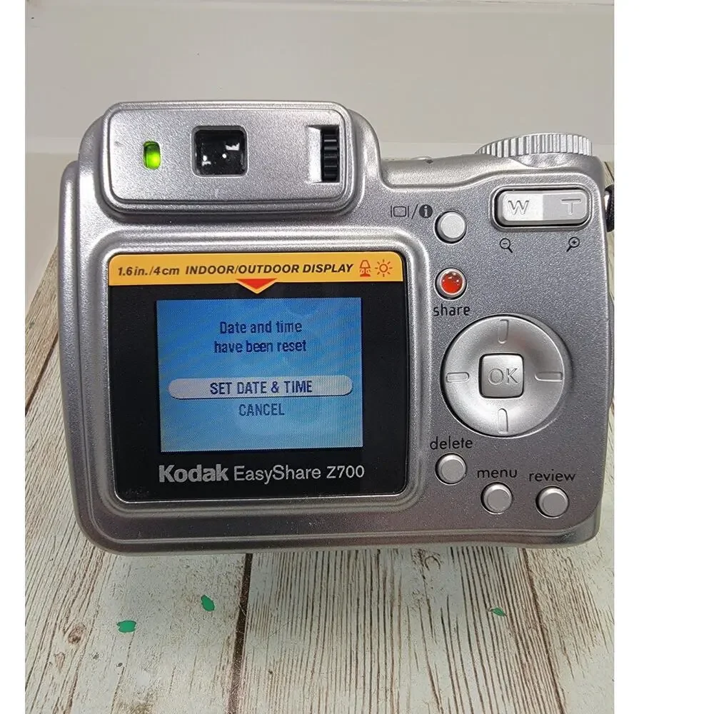 Kodak EasyShare Z700 Point & Shoot Compact Digital CCD P&S Camera Tested & Works